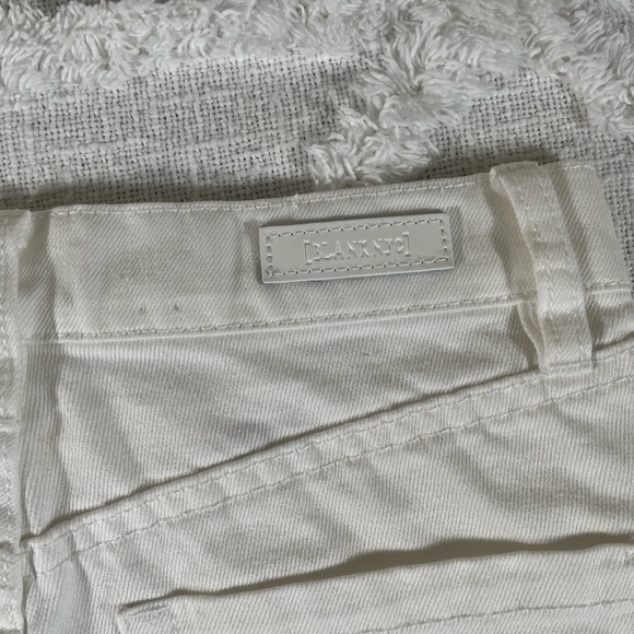 NWT BLANKNYC The Madison Crop High Waist Jeans Raw Hem White Size 24 - Picture 13 of 15